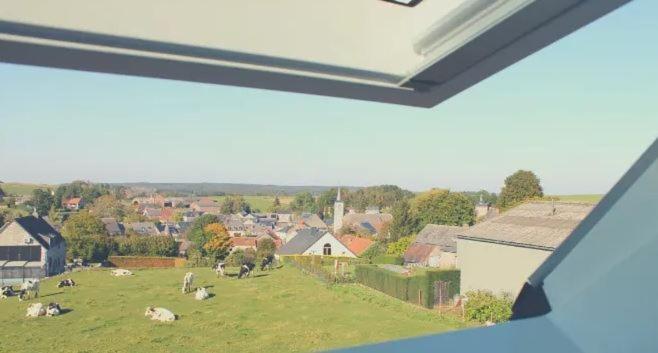 Gite Familial Ferme Des Aujes Falaen Onhaye Exterior foto